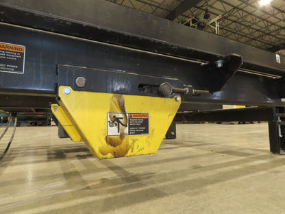 42"x 68" Pallet Drag Chain Conveyor 3-Strand 1Hp 230/460V 3PH 32FPM 17-19"H