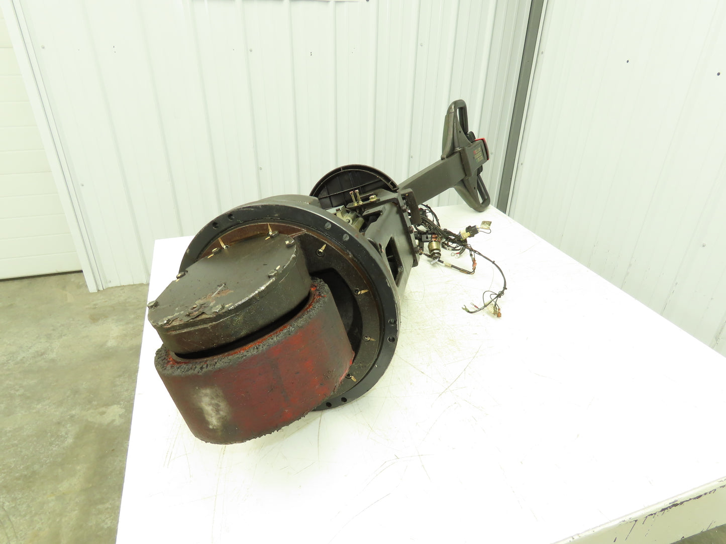 Toyota TSA 170-100 Tiller Drive Axel Steering Hub Off 8HBW30 Pallet Jack 6000 lb