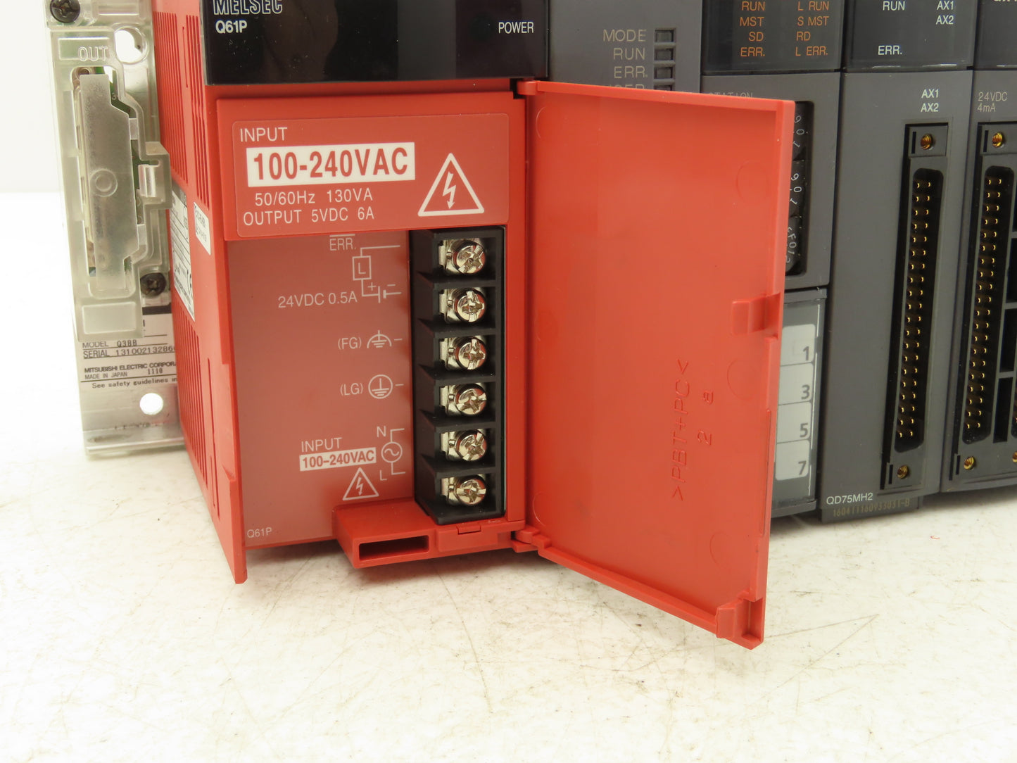 Mitsubishi Electric Q02CPU Melsec PLC Backplane Rack Power Supply CPU 8 Slot