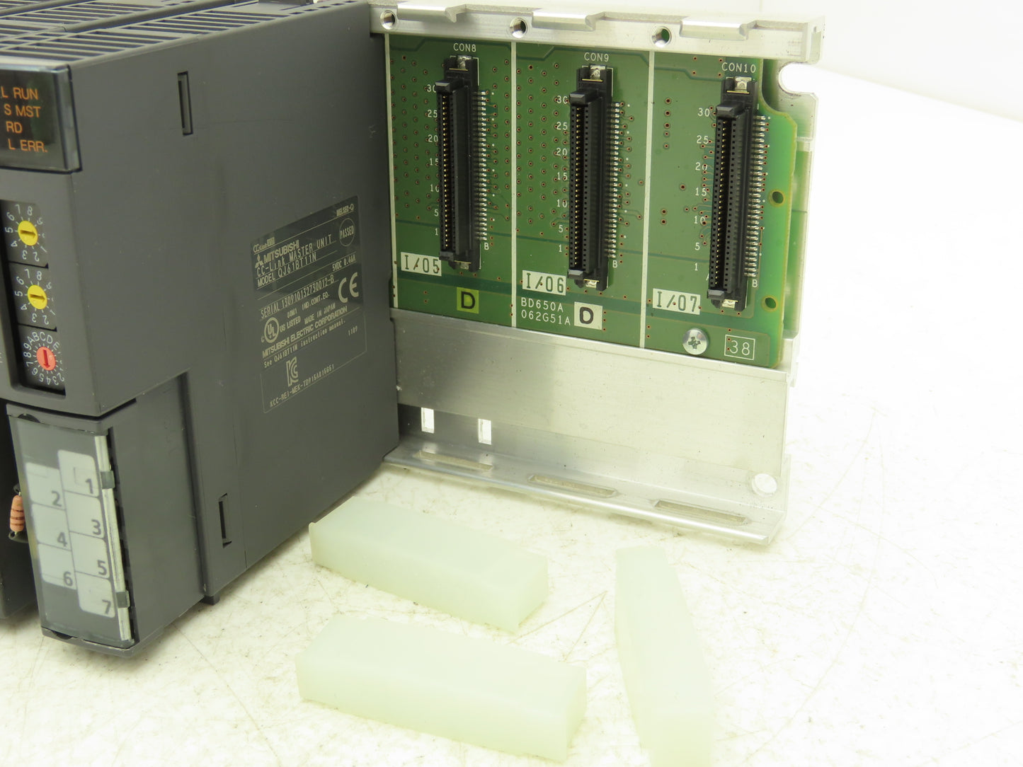 Mitsubishi Electric Q02CPU Melsec PLC Backplane Rack Power Supply CPU 8 Slot