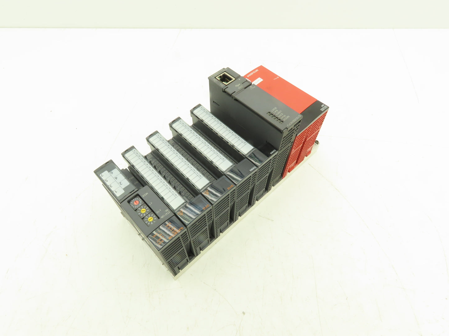 Mitsubishi Electric Q10UDEHCPU Melsec PLC Backplane Rack Power Supply CPU 5 Slot
