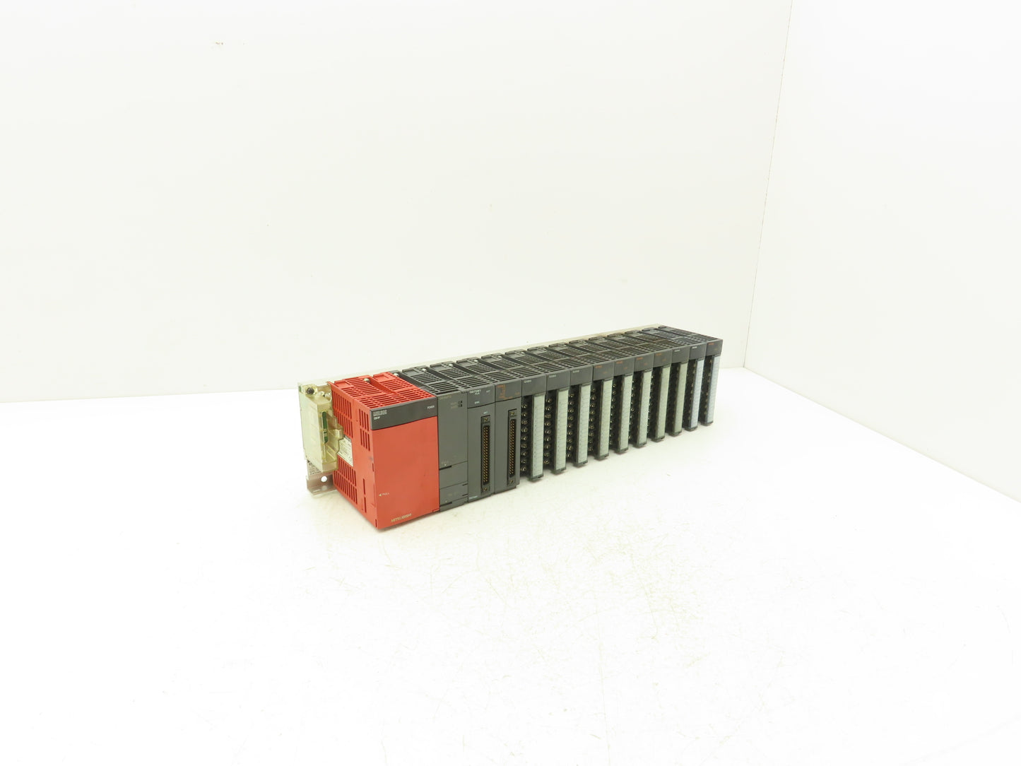 Mitsubishi Electric Q00CPU Melsec PLC Backplane Rack Power Supply CPU 12 Slot