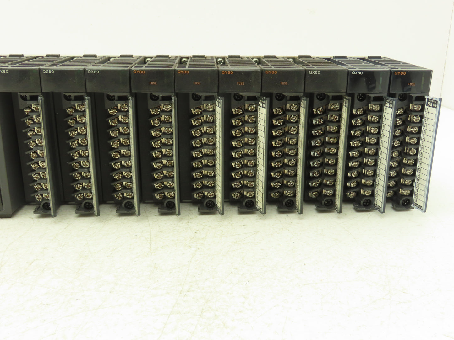 Mitsubishi Electric Q00CPU Melsec PLC Backplane Rack Power Supply CPU 12 Slot