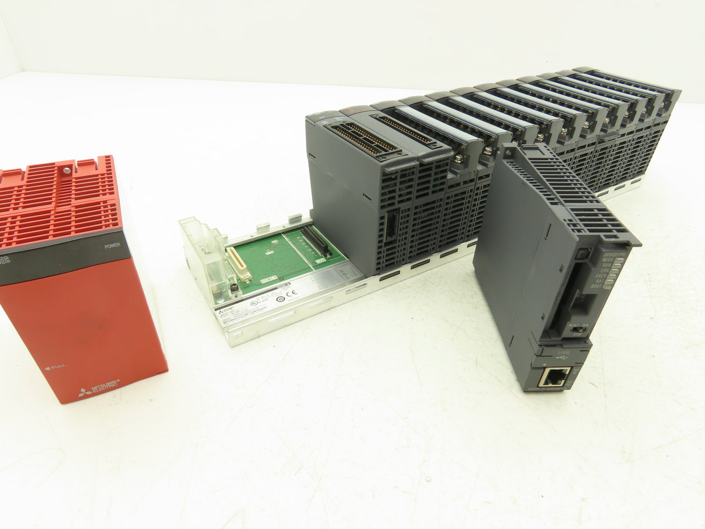 Mitsubishi Electric Q03UDECPU Melsec PLC Backplane Rack Power Supply CPU 12 Slot