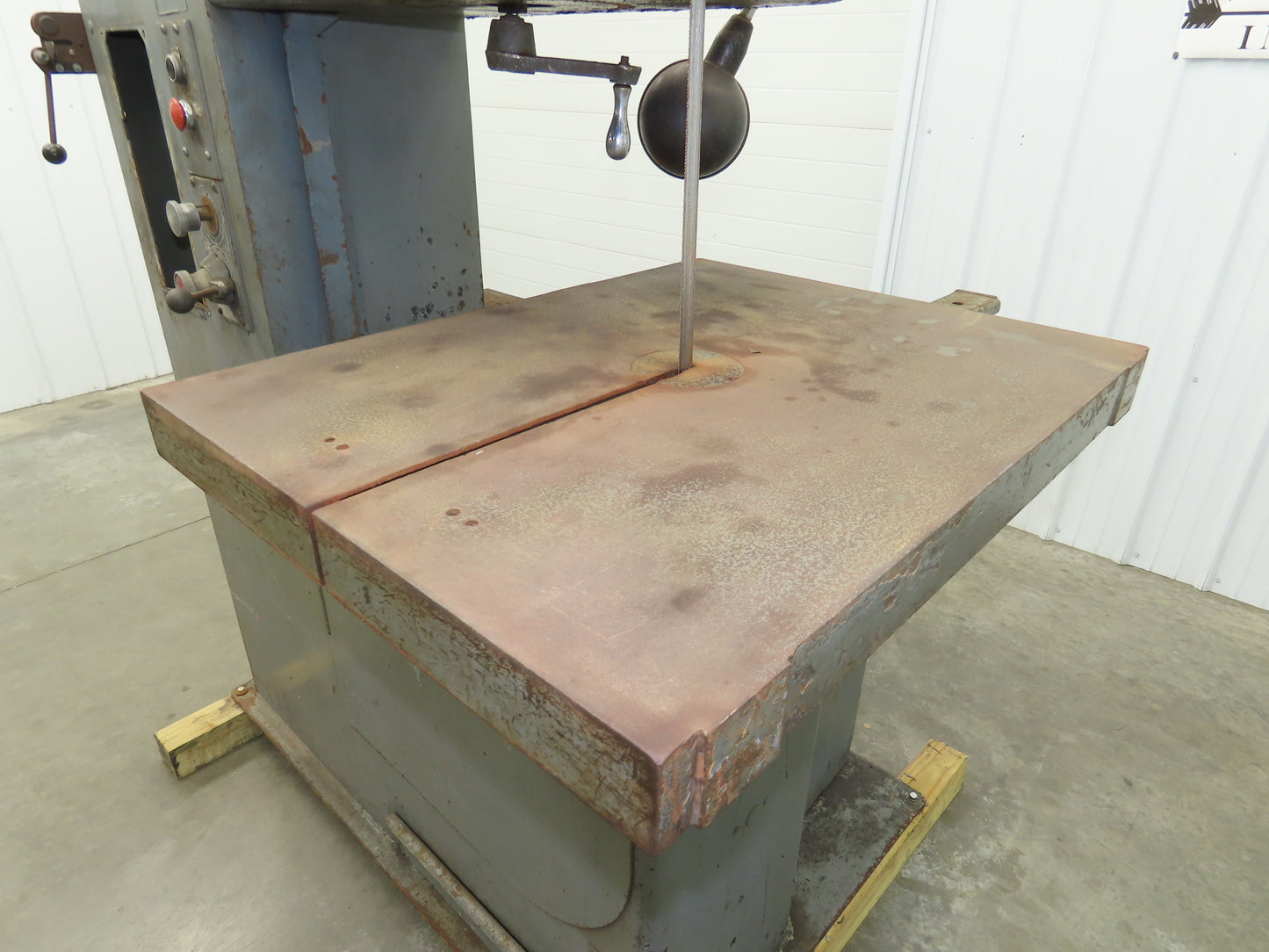 Doall 2612H Contourmatic 26" Vertical Bandsaw 5Hp 230/460V 3Ph Powerfeed
