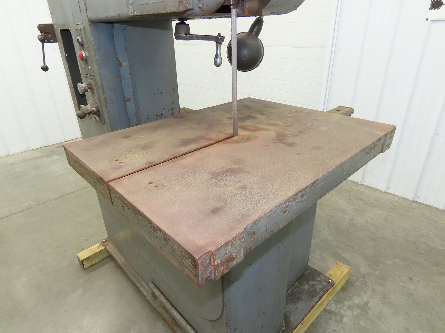 Doall 2612H Contourmatic 26" Vertical Bandsaw 5Hp 230/460V 3Ph Powerfeed