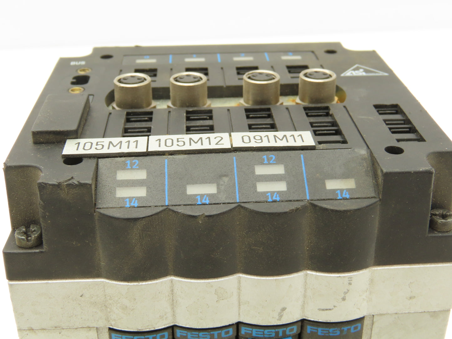 Festo CPV-14-VI 4-Station 14mm Pneumatic Valve Manifold 800l/min G1/8 Ports