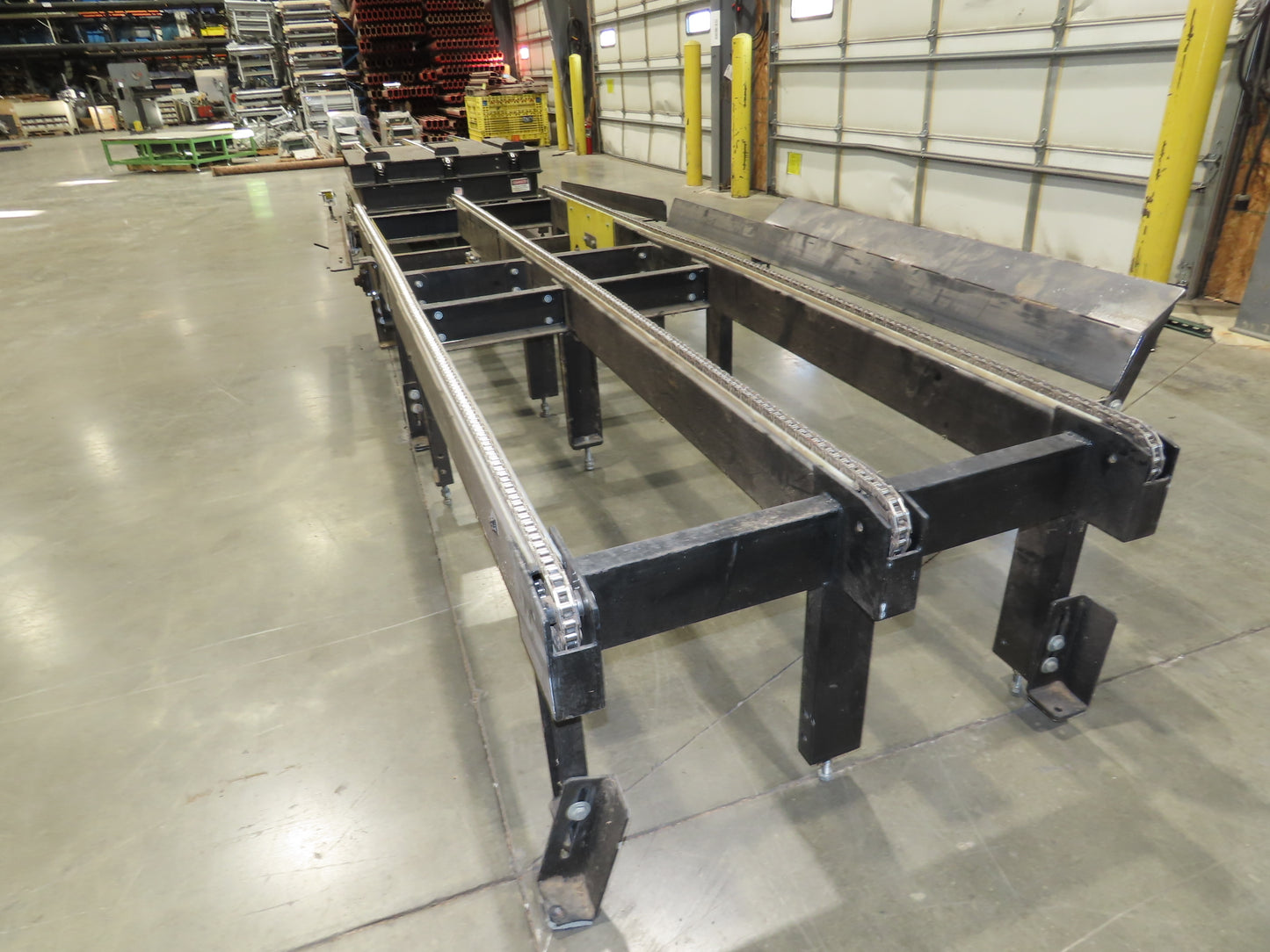 42"x 11' 4" Pallet Drag Chain Conveyor 3-Strand 230/460V 3PH 32FPM 23-26"H