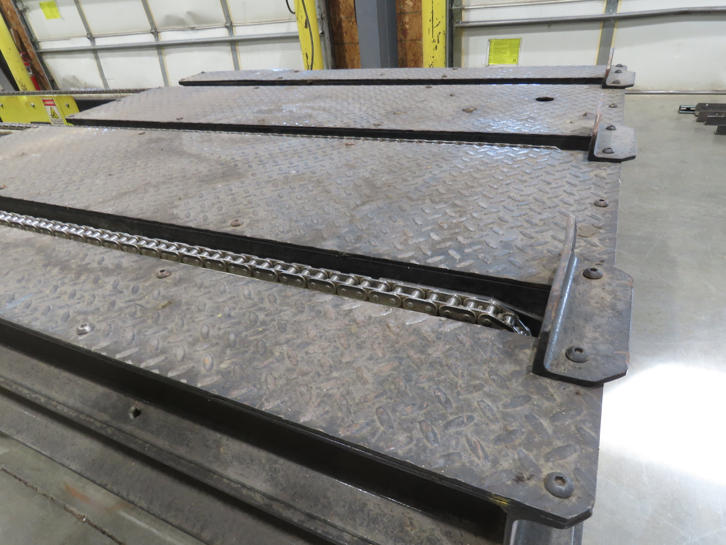 42"x 10' 2" Pallet Chain Conveyor 3-Strand Skid Platform End Section 460V 3PH