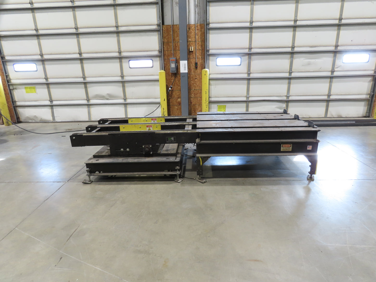 42"x 10' 2" Pallet Chain Conveyor 3-Strand Skid Platform End Section 460V 3PH