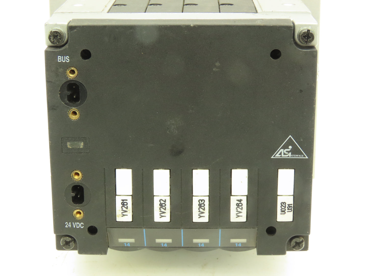 Festo CPV-14-VI 4-Station 14mm Pneumatic Valve Manifold 800l/min G1/8 Ports