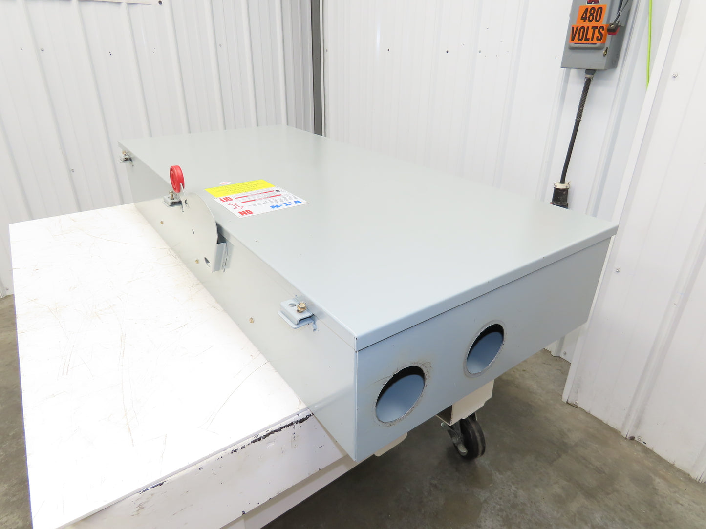 Eaton DH366FGK Safety Disconnect Switch 600A 600V 3 Pole Fused 400Hp