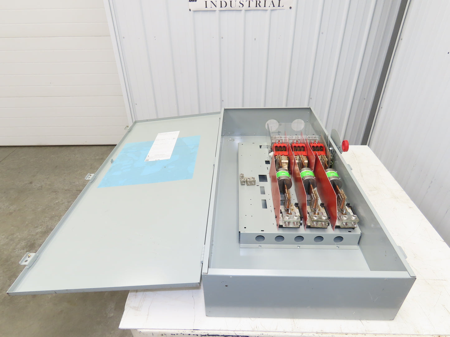 Eaton DH366FGK Safety Disconnect Switch 600A 600V 3 Pole Fused 400Hp