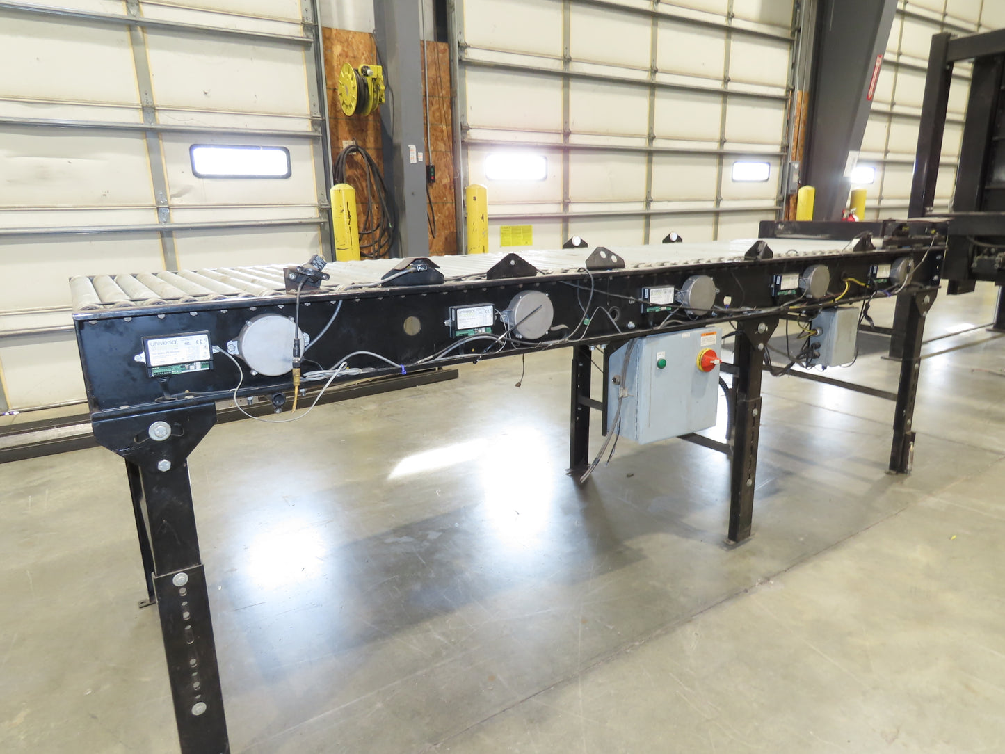 35.5"x 10' Accumulation Roller Conveyor 32"BF 24V O-Ring UniDrive ZPA Module