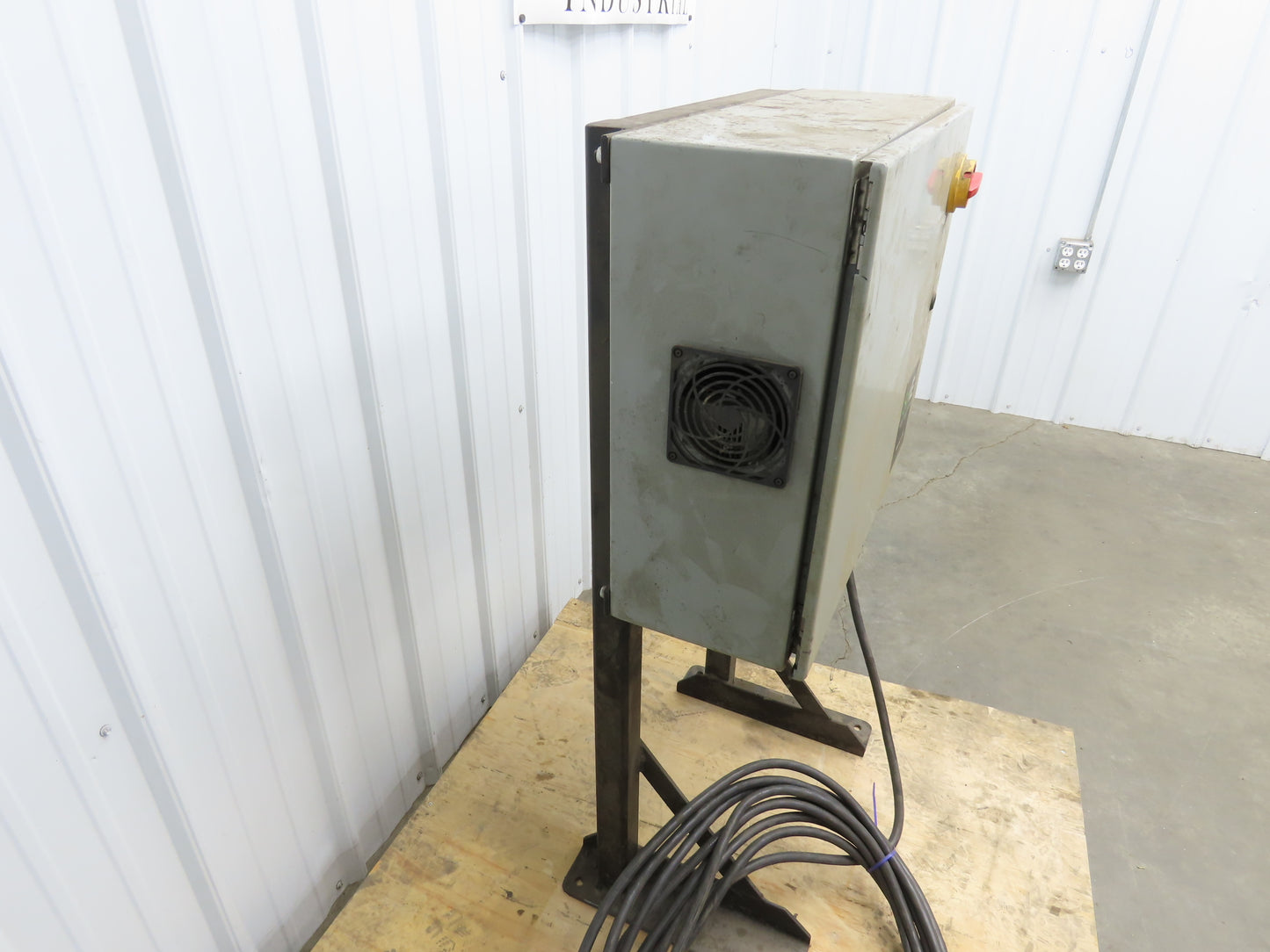 SME Pallet Feeder Conveyor VFD Control Panel Variable Speed Drives 3PH GS2-41P0