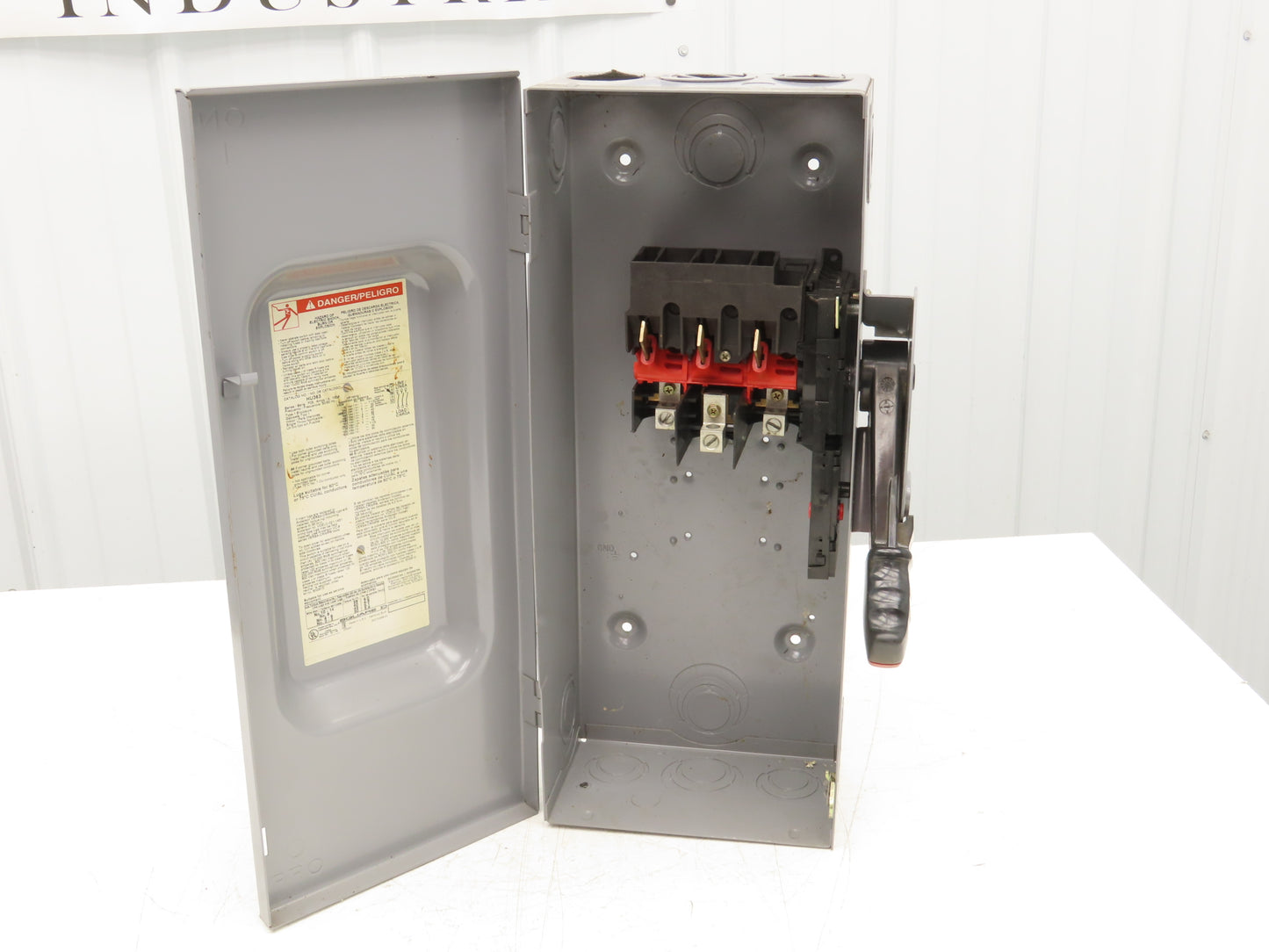 Square D HU363 Safety Disconnect Switch 100 Amp 600V 3 Pole Ph Non-Fusible