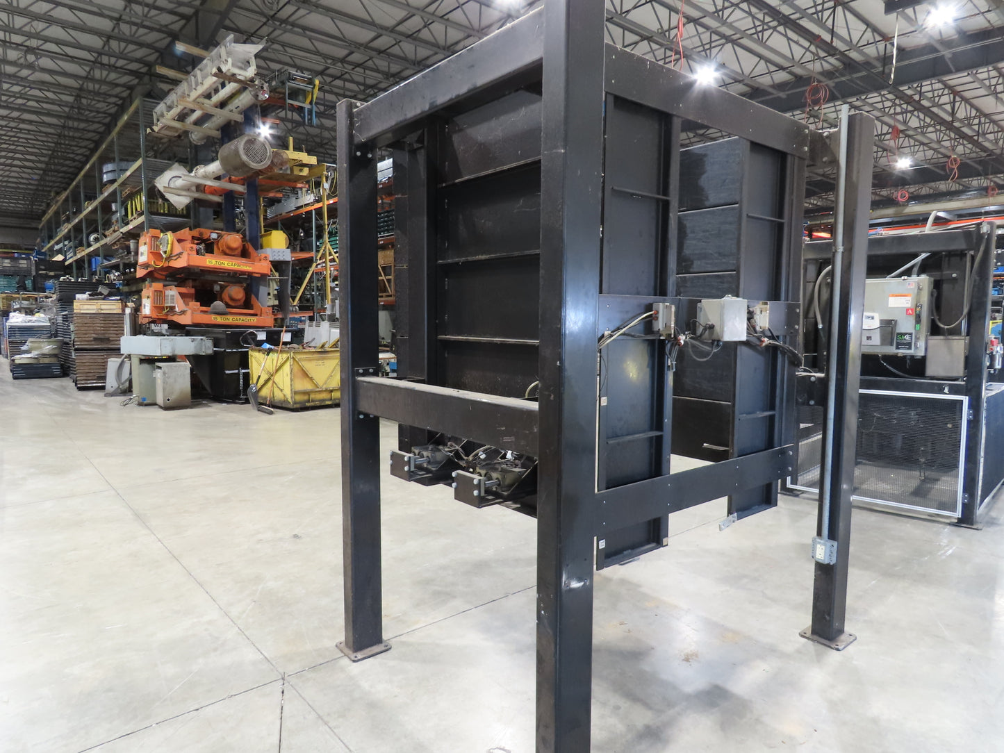 42"W x 48"L Pallet Feeder Dispenser for Robot Palletizer Conveyor 98"H