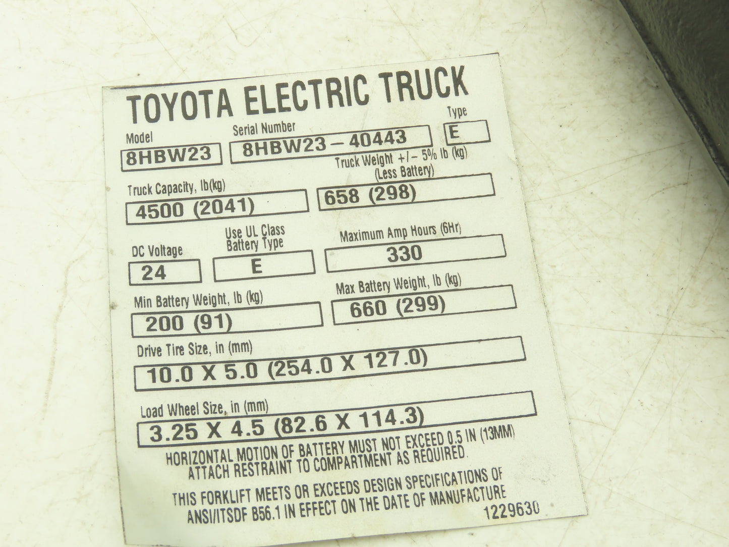 Toyota 8HBW23 Hydraulic Lift Cylinder Off Walkie Pallet Jack 4500 lb