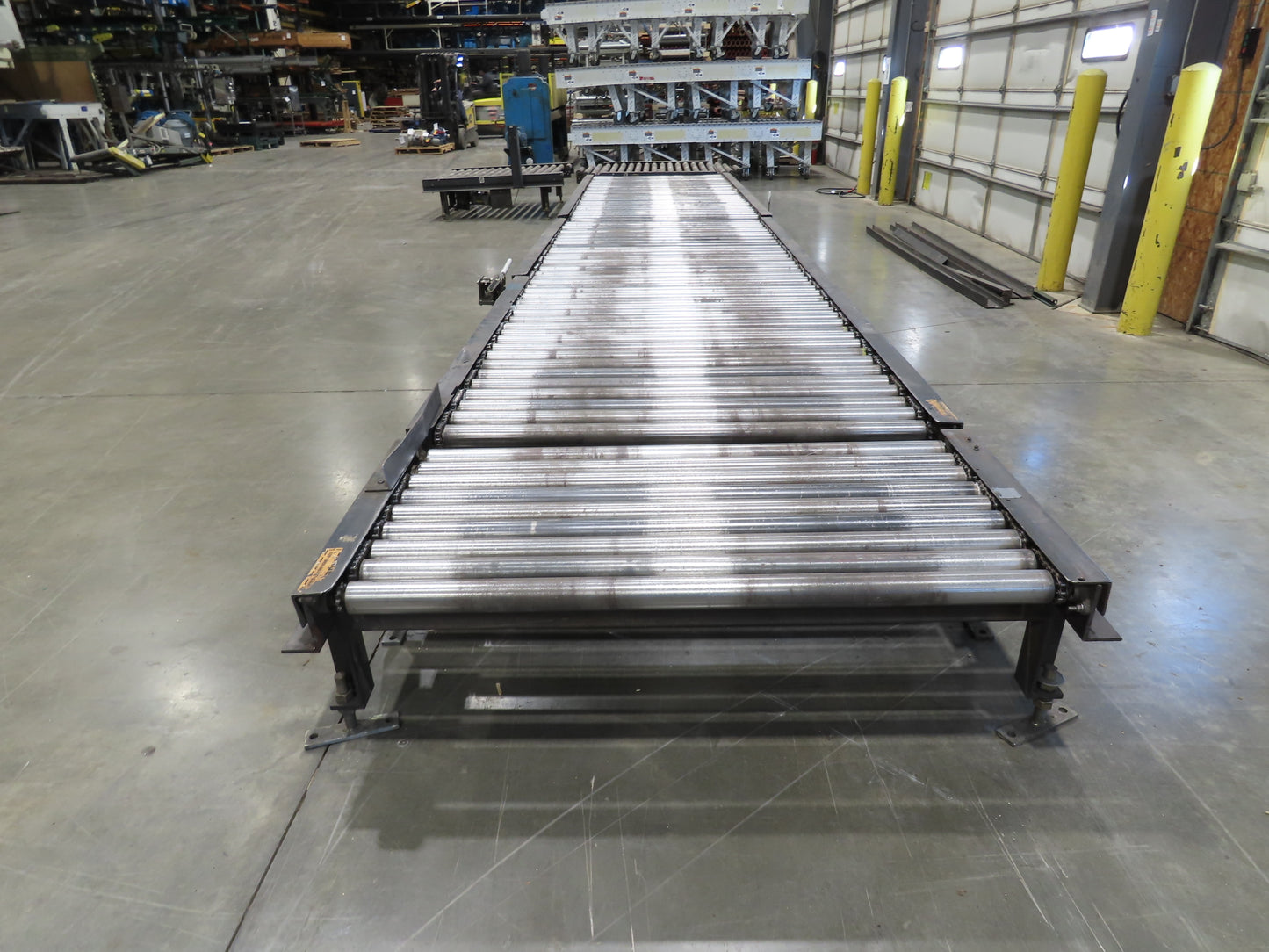 Orion 52"W x 36'L Pallet Conveyor 2.5" Roller with 90° Rotator 3PH Chain Drive
