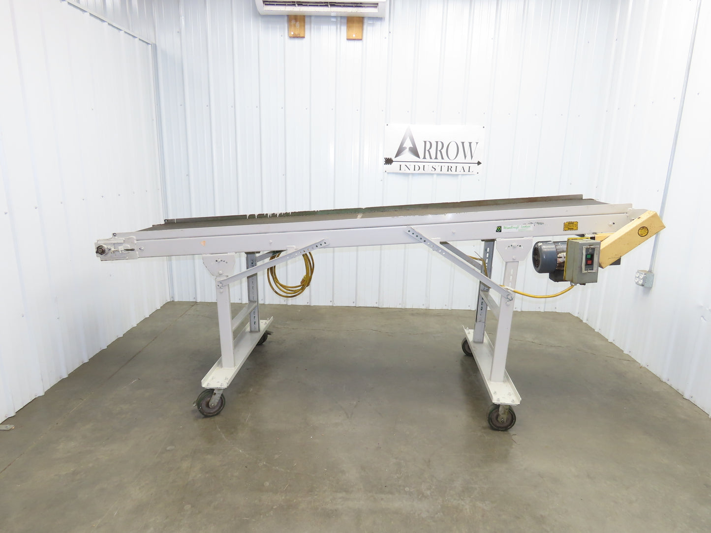 Wardcraft 24"x 10' Portable Incline Belt Conveyor .33Hp 3PH Chain Drive 36FPM
