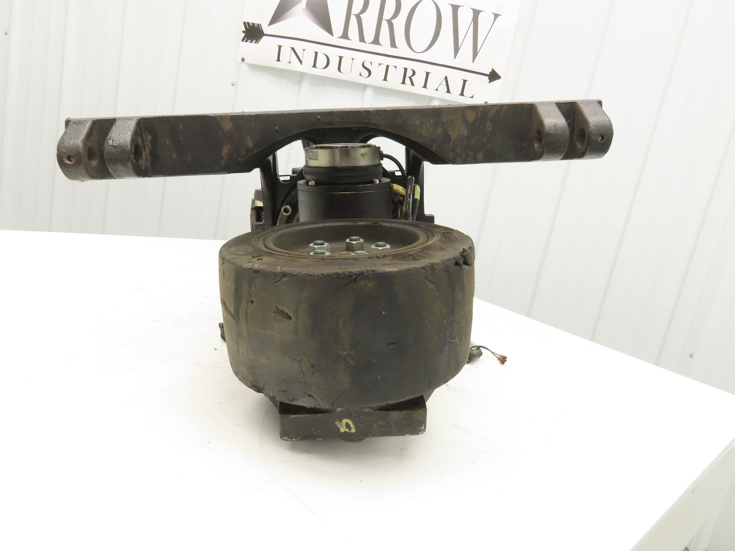 Toyota Tiller Drive Axel Steering Hub Off 8HBW23 Pallet Jack 4500 lb