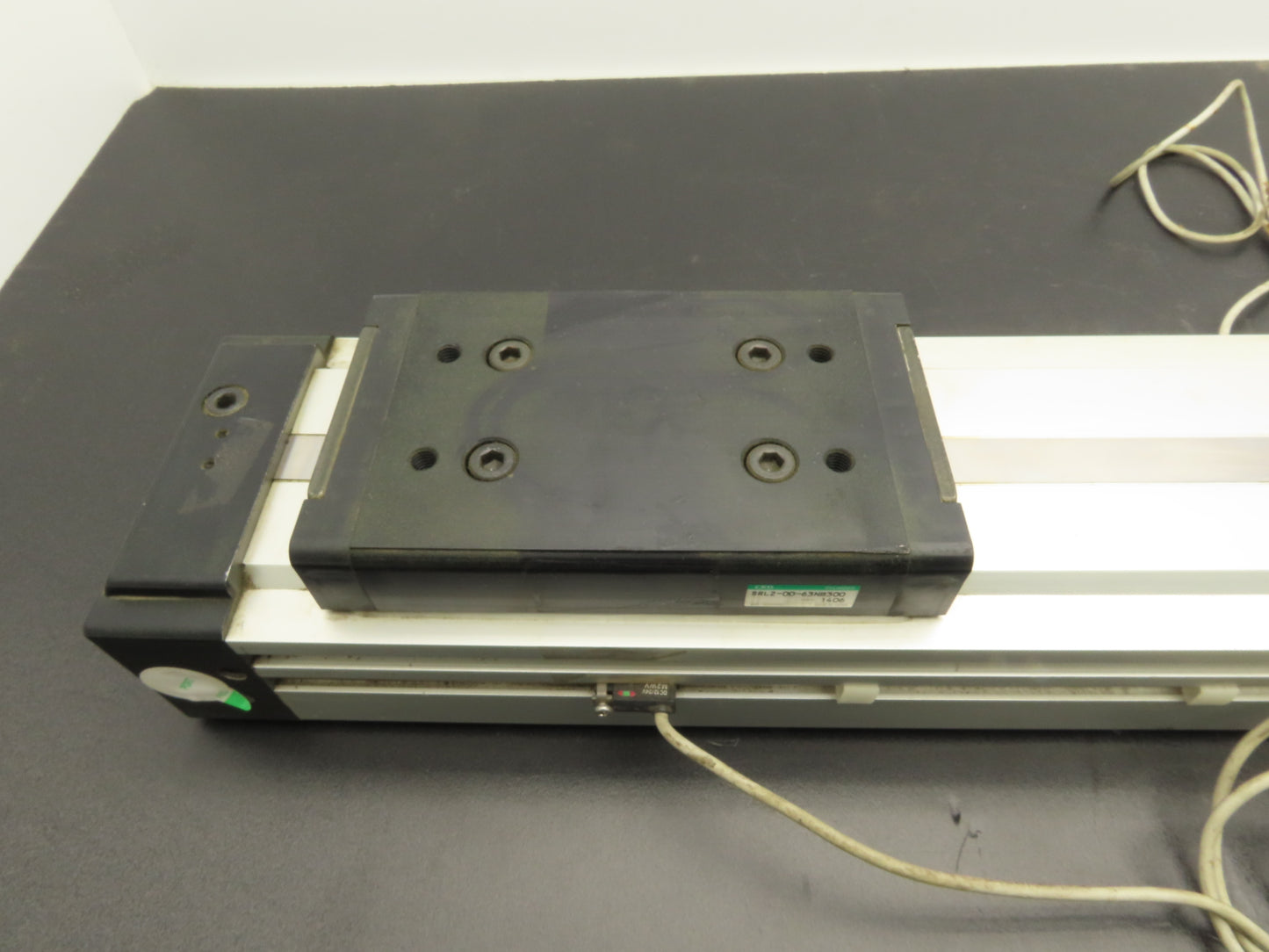 CKD SRL2-00-63NB300 Pneumatic Rodless Air Cylinder Slide 63mm Bore 300mm Stroke