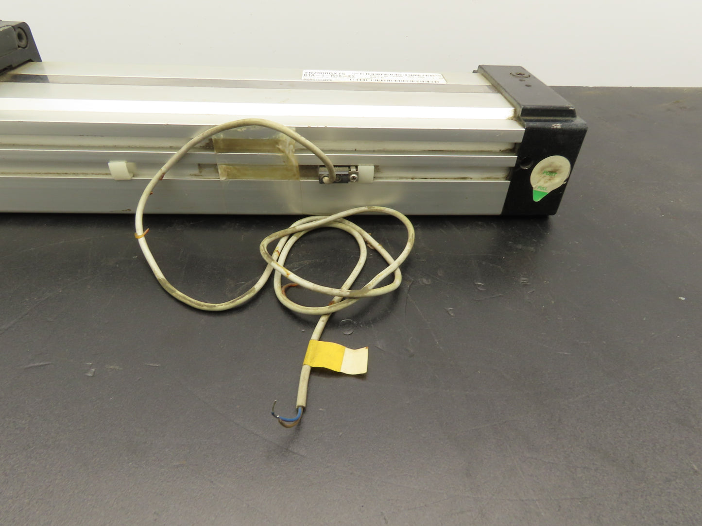 CKD SRL2-00-63NB300 Pneumatic Rodless Air Cylinder Slide 63mm Bore 300mm Stroke