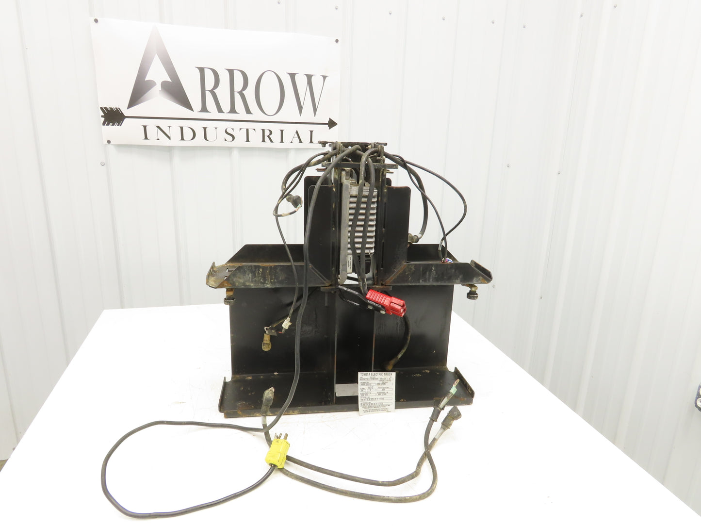 Toyota 1250620/004 Four Battery Charging Tower Off 8HBW23 Pallet Jack READ