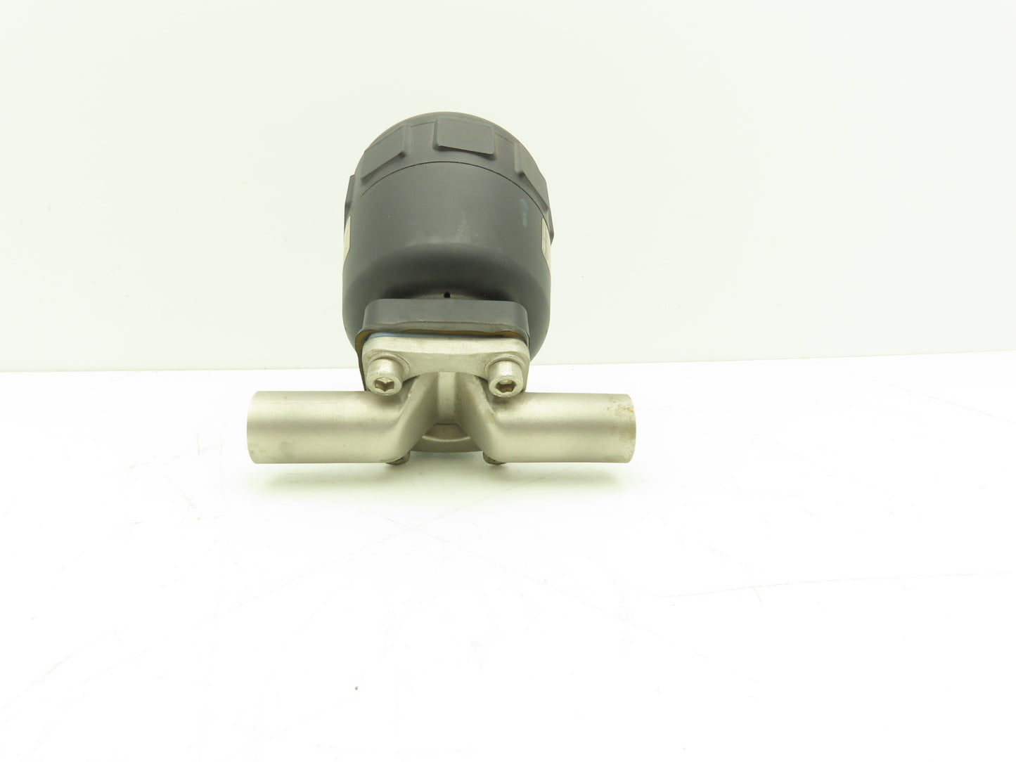 Burkert 134311 Diaphragm Valve 2 way Type 2031 SS 21,3 x 1,6 Socket Weld 145 PSI