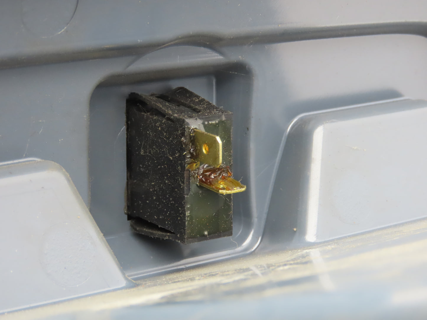 Toyota 8HBW23 Dash Plastic Cover Removed From 8HBW23 Walkie Pallet Jack
