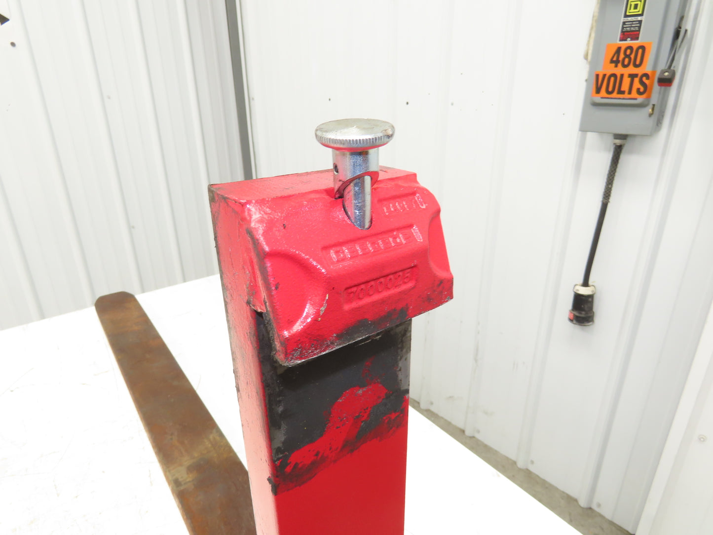 Cascade 7000025 4x42" Class 2 Steel Forklift Forks 16" Carriage 1-Pair