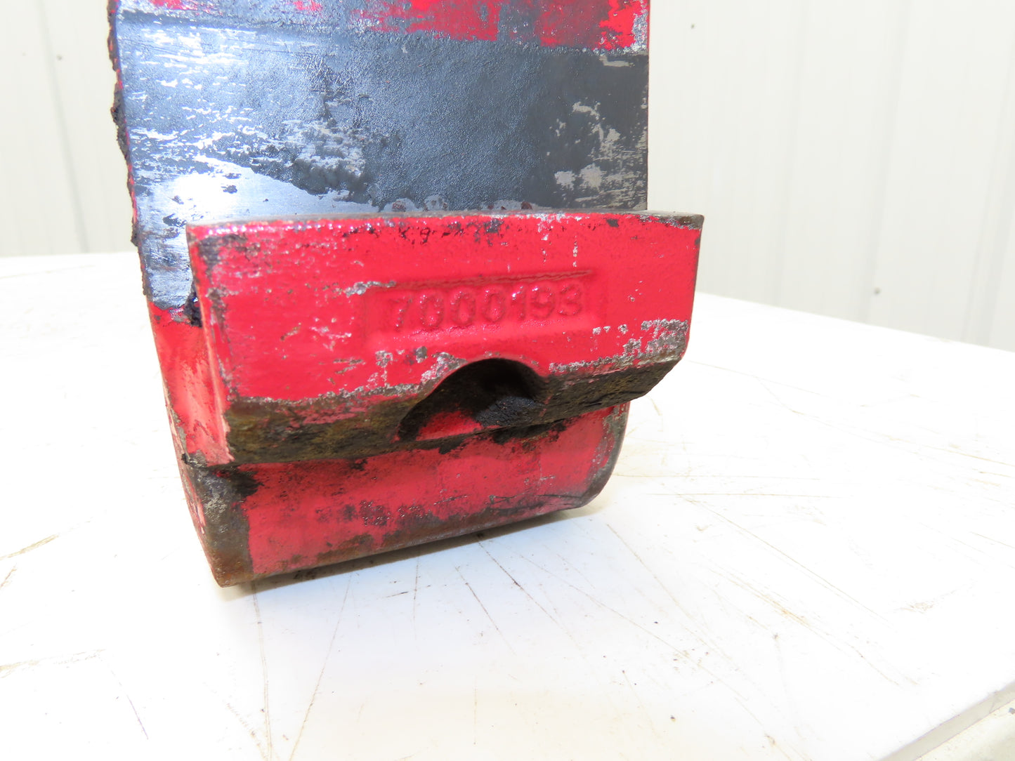 Cascade 7000025 4x42" Class 2 Steel Forklift Forks 16" Carriage 1-Pair