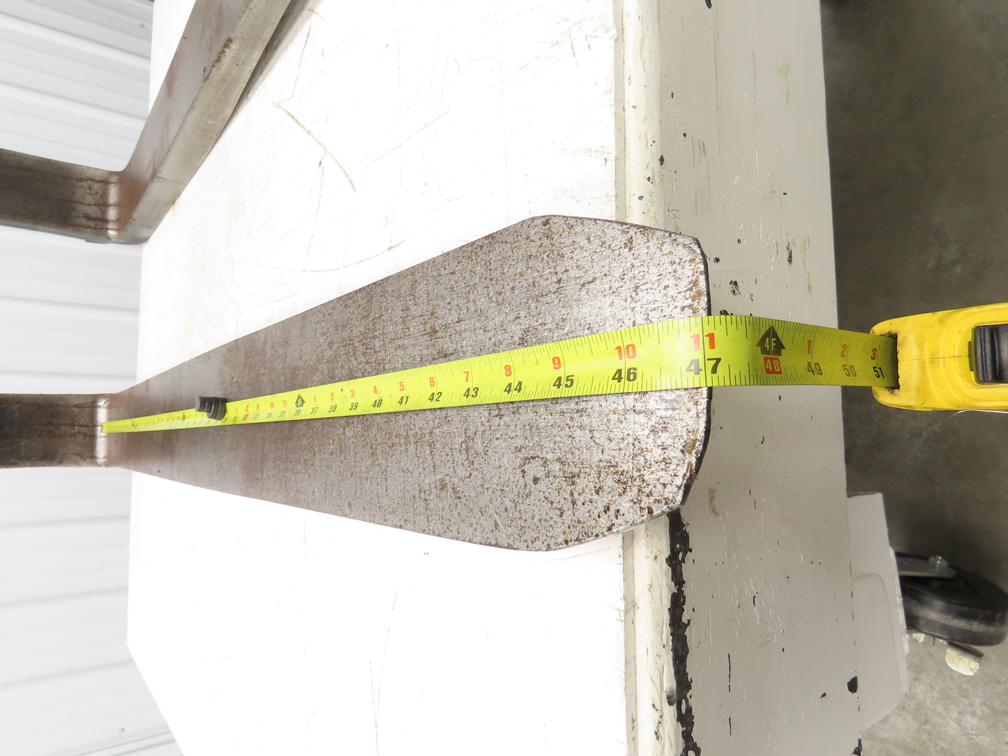 Cascade 7000027 4-3/4 X 47" Class 3 Steel Forklift Forks 20" Carriage 1-Pair