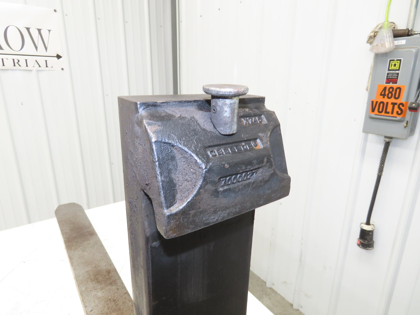 Cascade 7000027 4-3/4 X 47" Class 3 Steel Forklift Forks 20" Carriage 1-Pair