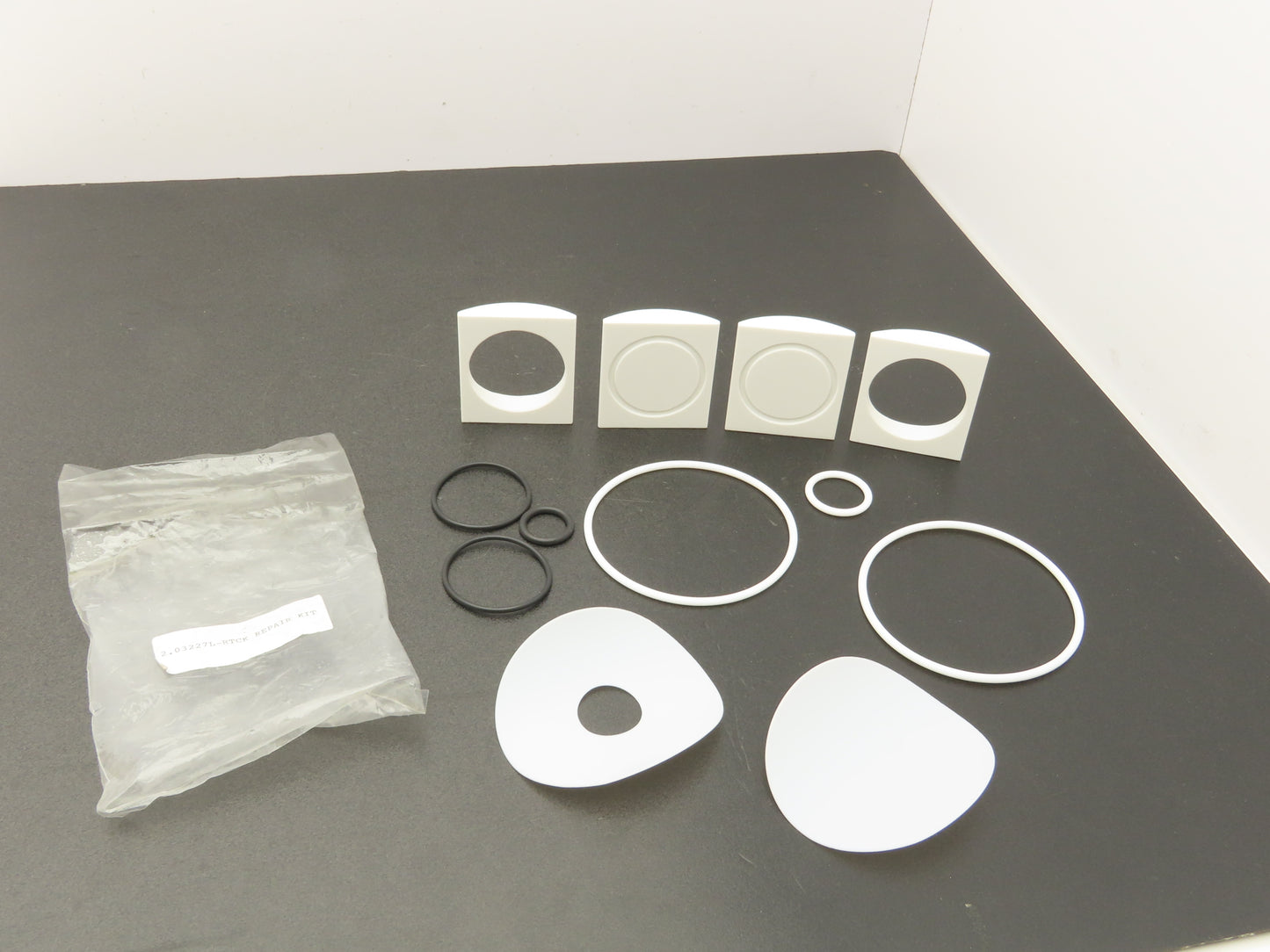 2.03227L-RTCK Repair Kit w/O-Rings Plate 4 Blocks