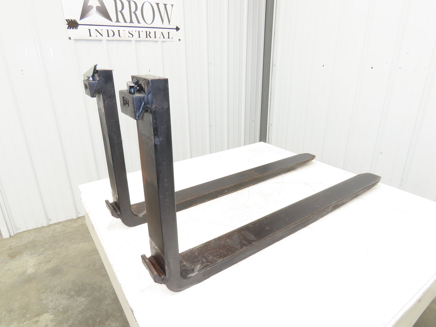 PD 1609PD 4x42" Class 2 Steel Forklift Forks 16" Carriage 1-Pair