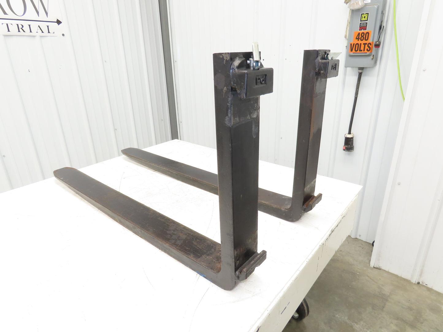 PD 1609PD 4x42" Class 2 Steel Forklift Forks 16" Carriage 1-Pair