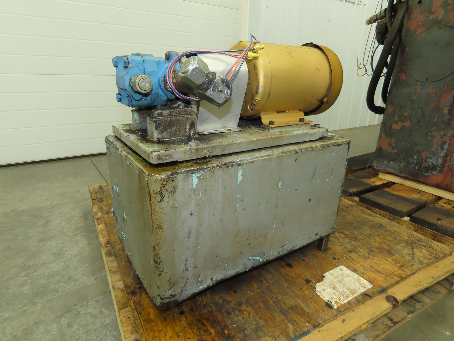 Thompson 2F Surface Grinder 2 Axis Hydraulic Power Cross Feed 8x32"  3Hp 3Ph