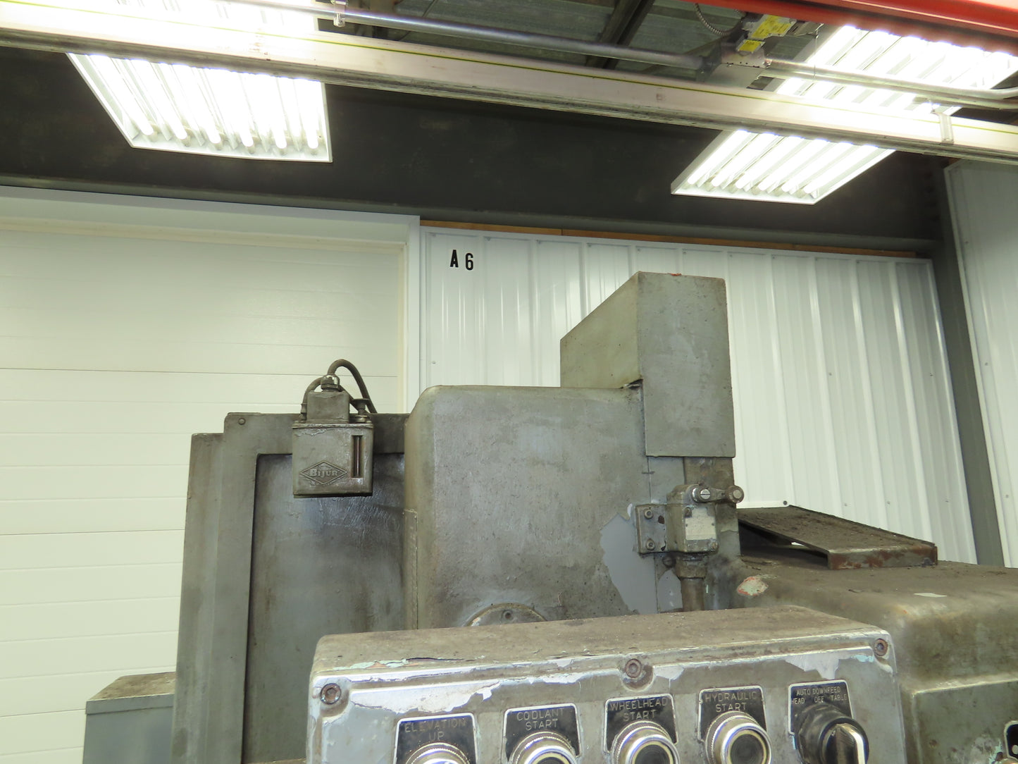 Thompson 2F Surface Grinder 2 Axis Hydraulic Power Cross Feed 8x32"  3Hp 3Ph