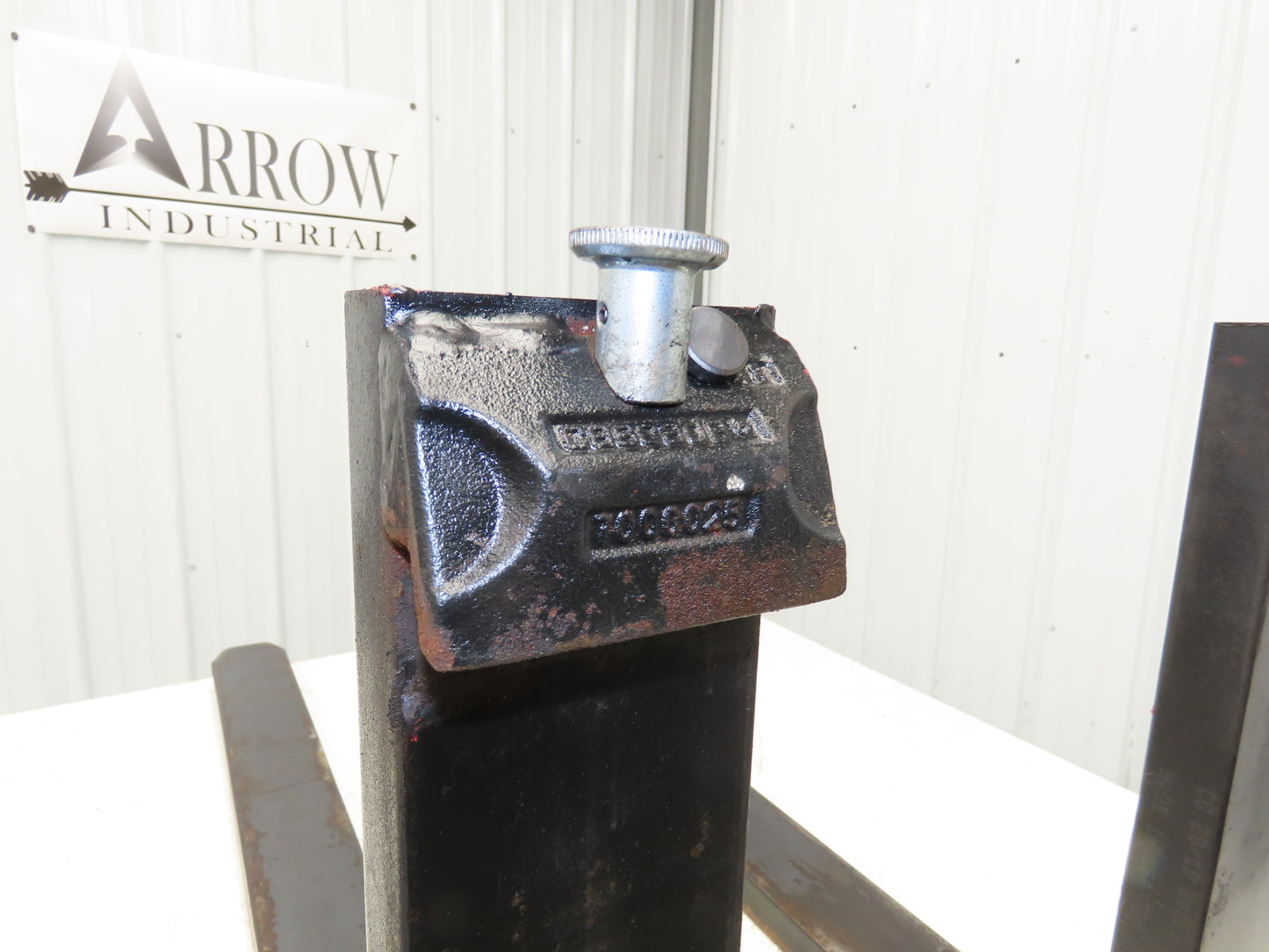 Cascade 7000025 4x42" Class 2 Steel Forklift Forks 16" Carriage 1-Pair