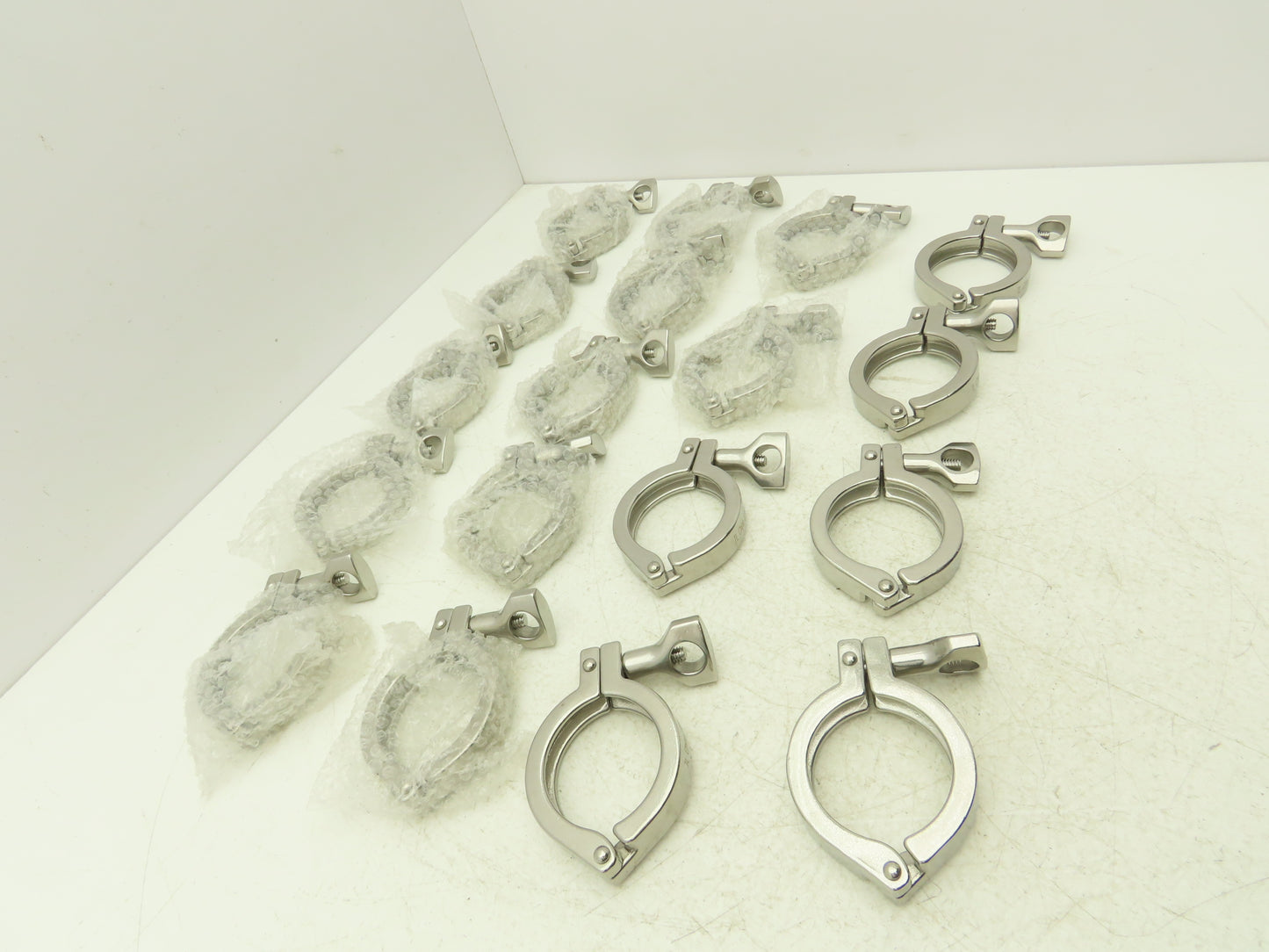TL China 2" Steel Bolted Sanitary Clamp 304SS 2" Pipe Flange Dia 2.5" Lot of 18