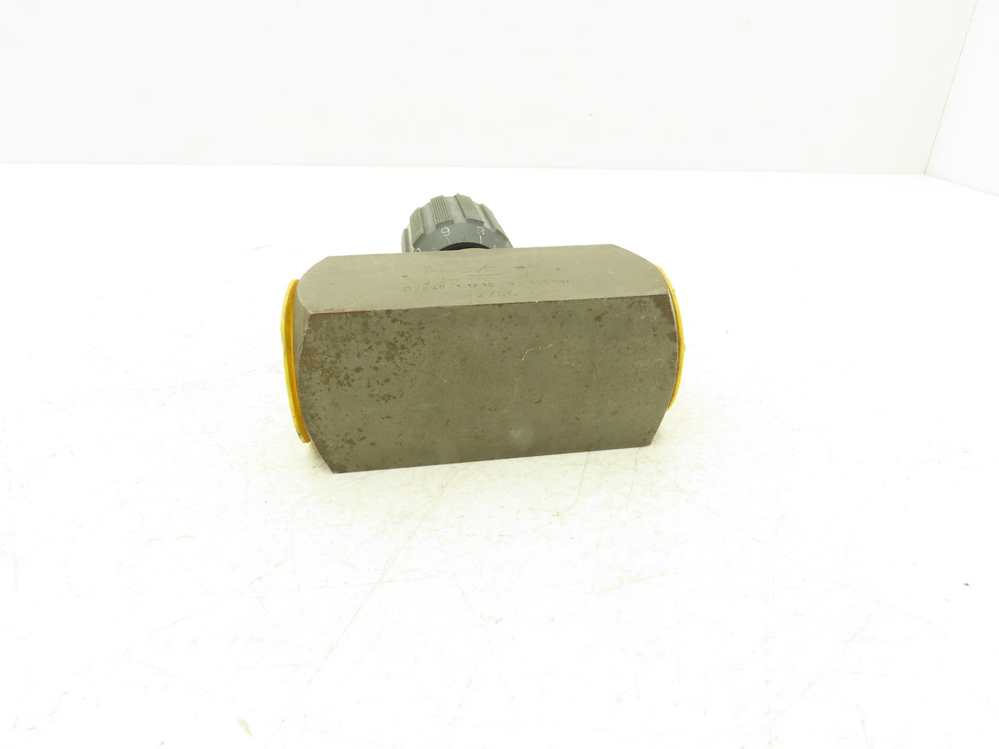 Hycon DRV-20-01.1/12 Hydraulic Flow Control Needle Valve 1-1/4 NPT 5000 PSI