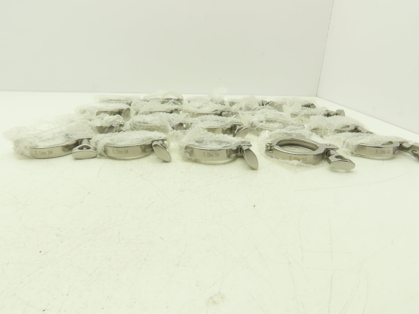 TL China 2" Steel Bolted Sanitary Clamp 304SS 2" Pipe Flange Dia 2.5" Lot of 20