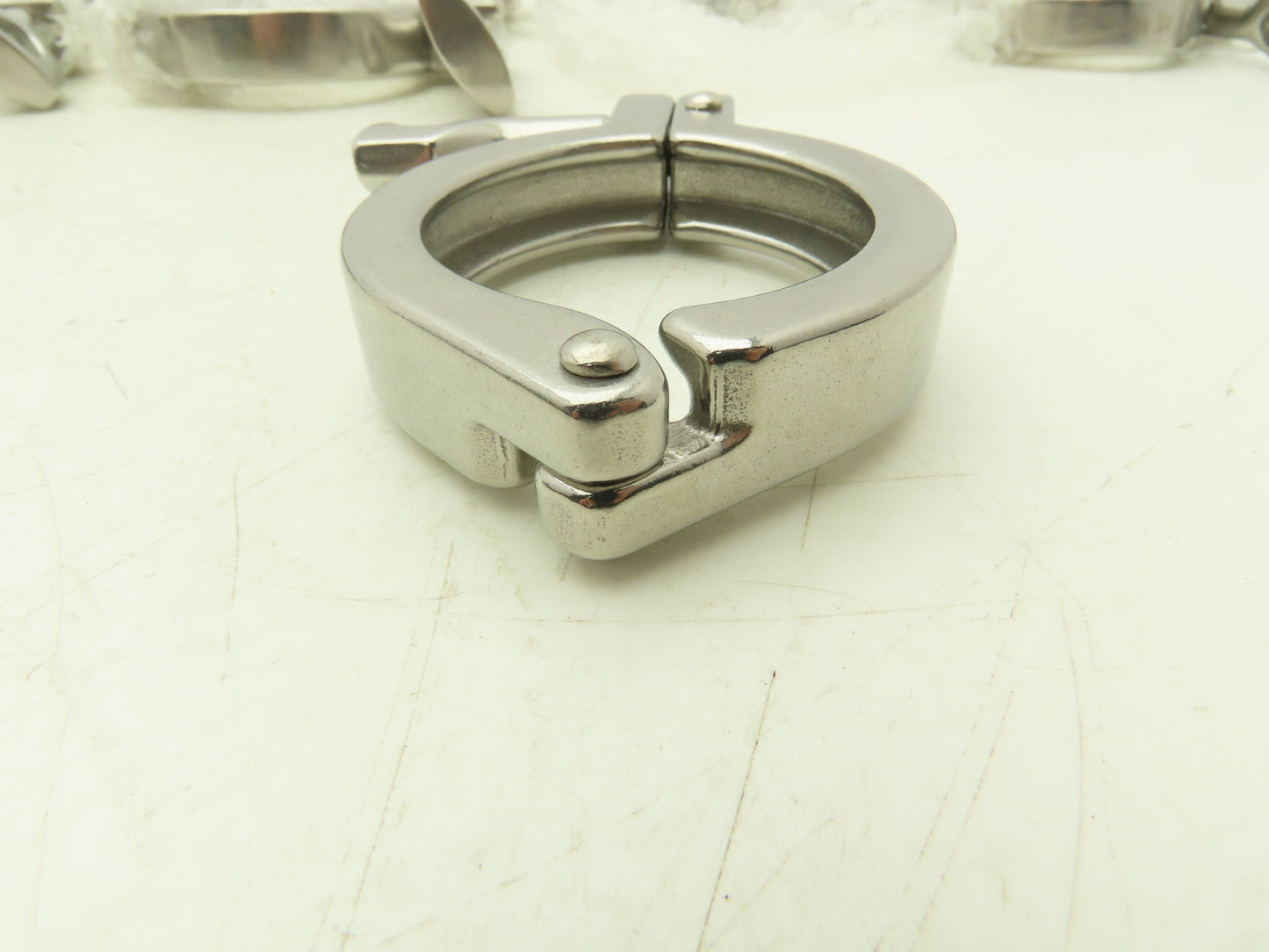 TL China 2" Steel Bolted Sanitary Clamp 304SS 2" Pipe Flange Dia 2.5" Lot of 20