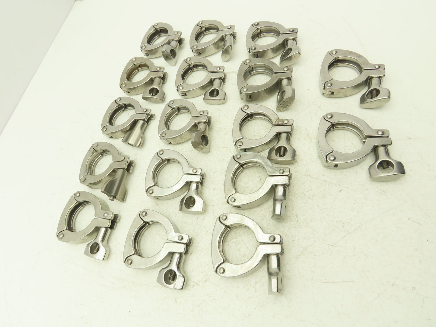 13MHHS-1-304 3 Segment Sanitary Clamp 1" to 1.5" Pipe W 2.1" Flange Lot of 17