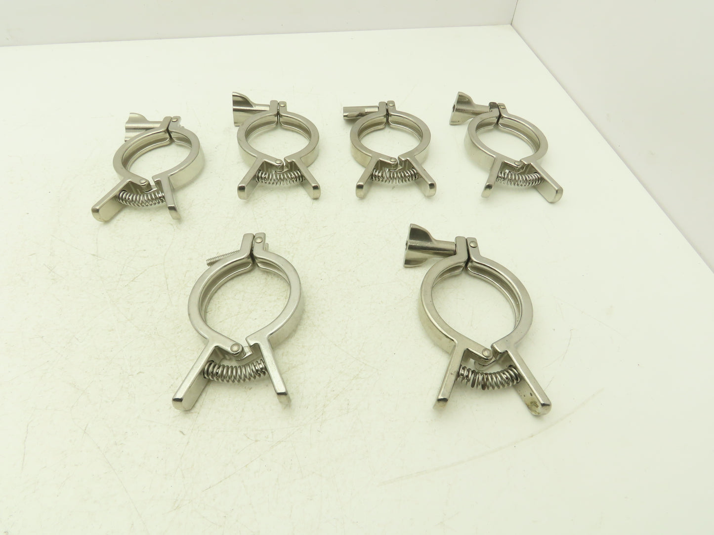SCC 13MHHMQ-250 Sanitary Squeeze Clamp 2.5" Pipe For 3.2" Flange Lot of 6