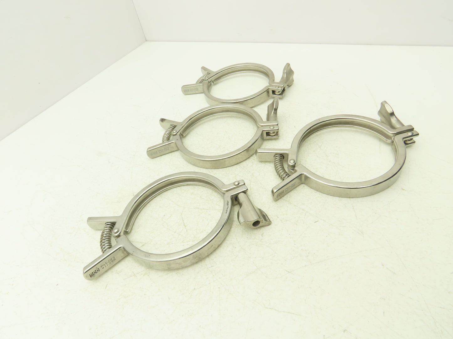 SCC 13MHHMQ-400 Sanitary Squeeze Clamp 4" Pipe With 4.8" Flange Lot of 4