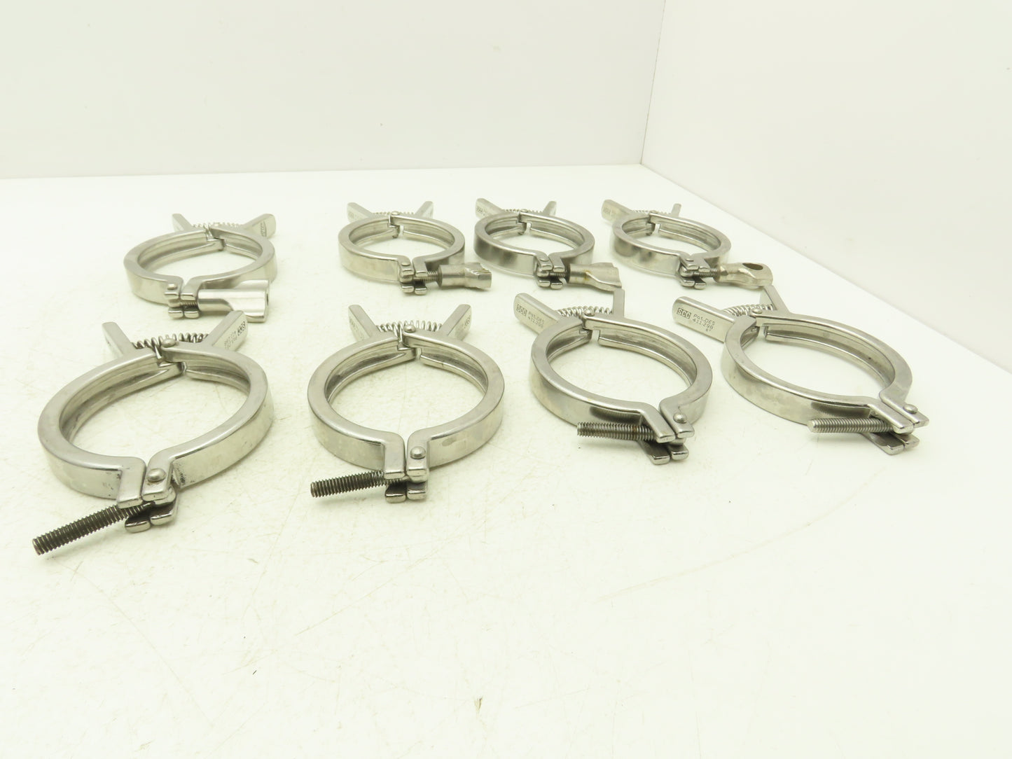 SCC 13MHHMQ-300 Sanitary Squeeze Clamp 2.5" Pipe For 3.2" Flange Lot of 8