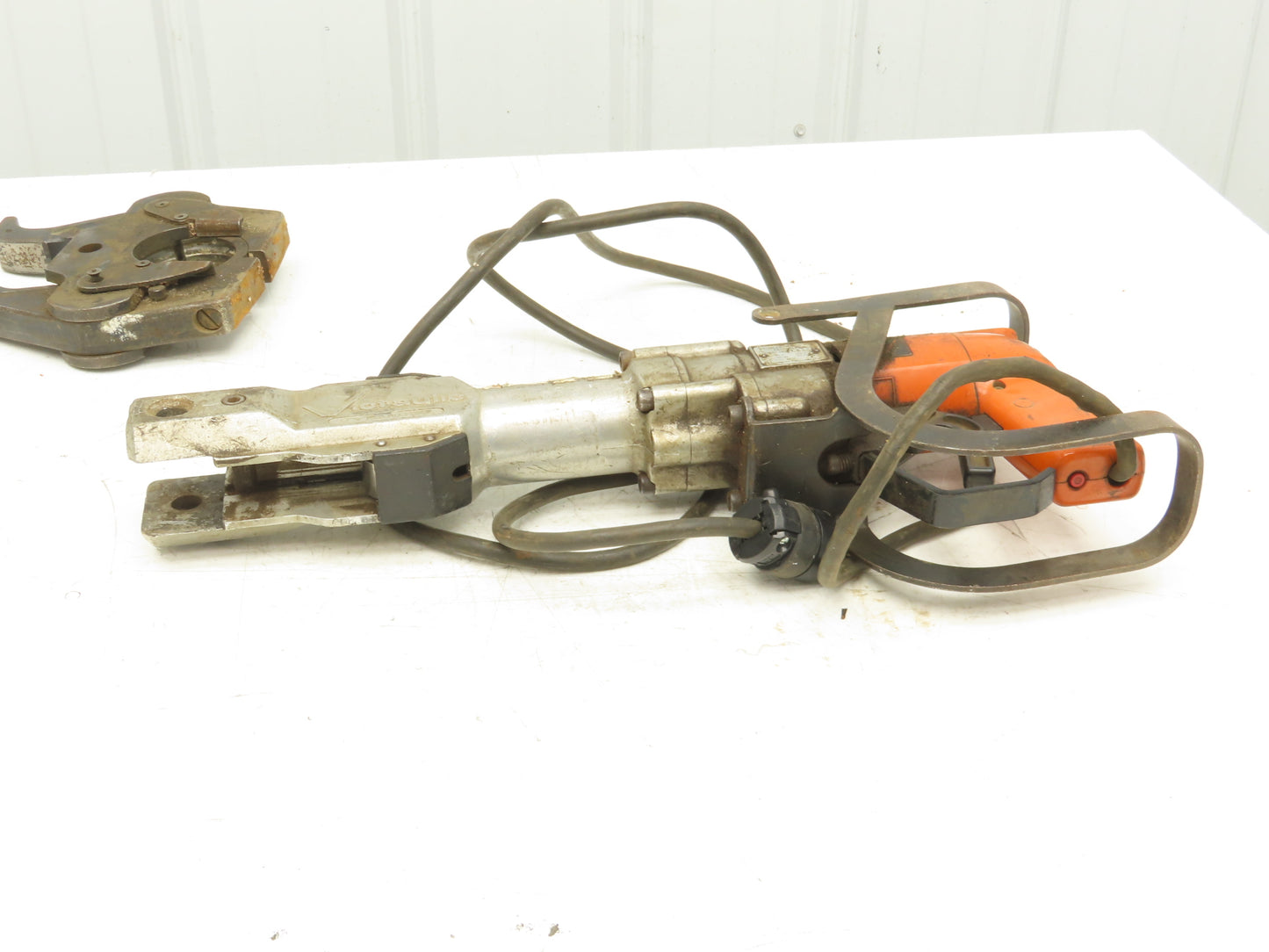 Victaulic EPU PressFit Crimper Tool 2" Fitting Clamp Metal Tool Box 115V