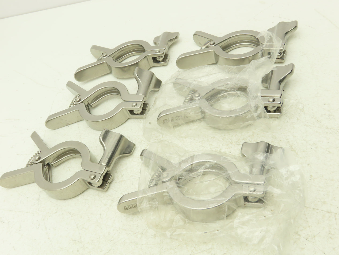 Dixon 13MHHM-Q100150 Squeeze Clamp Sanitary SS 1" to 1-1/2" Pipe Lot of 6